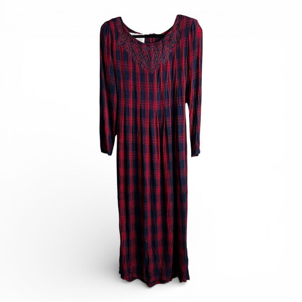 Vintage Red and Navy Plaid Dress with Long Sleeves & Embroidered Neckline